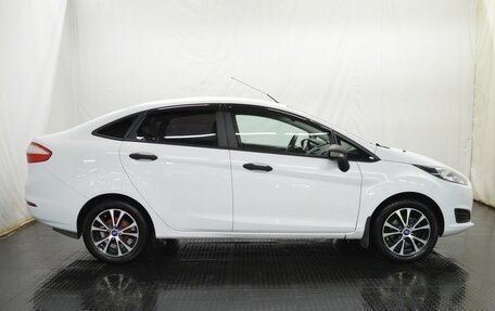 Ford Fiesta, 2015 год, 660 000 рублей, 4 фотография