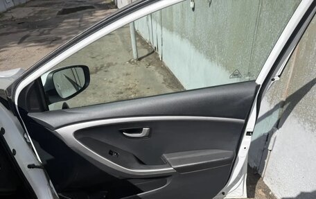 Hyundai i30 II рестайлинг, 2015 год, 1 330 000 рублей, 13 фотография