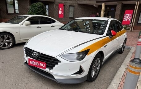 Hyundai Sonata VIII, 2021 год, 1 550 000 рублей, 2 фотография