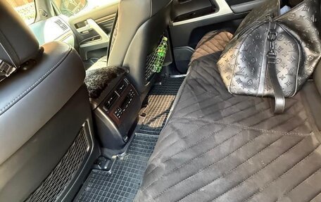 Toyota Land Cruiser 200, 2019 год, 8 000 000 рублей, 7 фотография