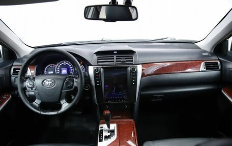 Toyota Camry, 2012 год, 1 390 000 рублей, 12 фотография
