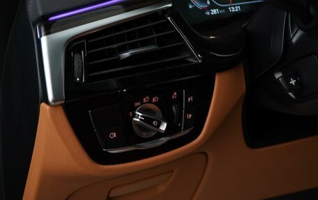 BMW 5 серия, 2020 год, 4 499 977 рублей, 14 фотография