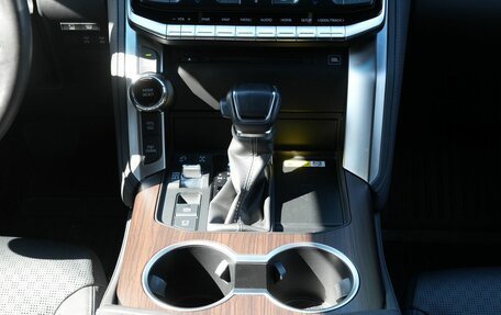 Toyota Land Cruiser, 2022 год, 9 660 000 рублей, 34 фотография