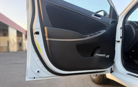 Hyundai Solaris II рестайлинг, 2014 год, 920 000 рублей, 10 фотография