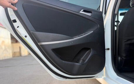 Hyundai Solaris II рестайлинг, 2014 год, 920 000 рублей, 11 фотография