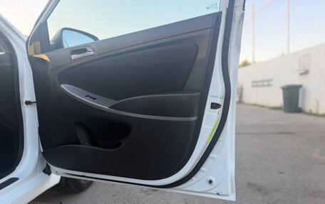 Hyundai Solaris II рестайлинг, 2014 год, 920 000 рублей, 9 фотография