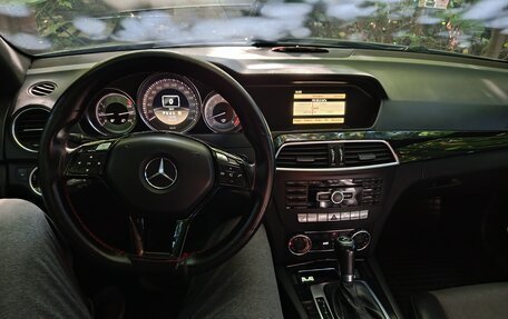 Mercedes-Benz C-Класс, 2012 год, 1 170 000 рублей, 14 фотография