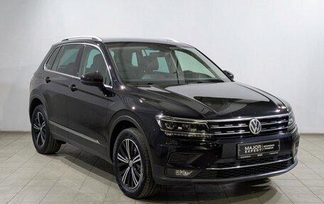 Volkswagen Tiguan II, 2018 год, 3 050 000 рублей, 10 фотография