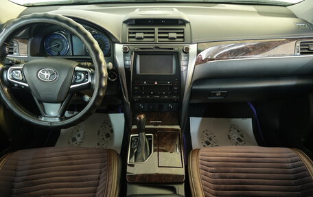 Toyota Camry, 2016 год, 2 339 000 рублей, 13 фотография