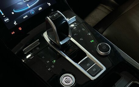 Chery Tiggo 8 Pro, 2021 год, 1 799 900 рублей, 13 фотография