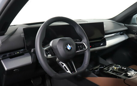 BMW 5 серия, 2025 год, 8 290 000 рублей, 13 фотография
