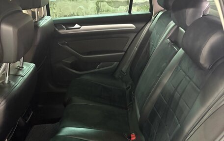 Volkswagen Passat B8 рестайлинг, 2015 год, 1 450 000 рублей, 7 фотография