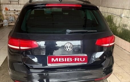 Volkswagen Passat B8 рестайлинг, 2015 год, 1 450 000 рублей, 2 фотография