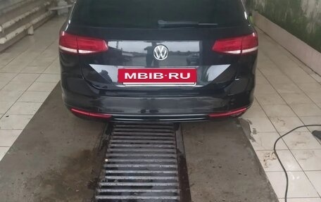 Volkswagen Passat B8 рестайлинг, 2015 год, 1 450 000 рублей, 16 фотография