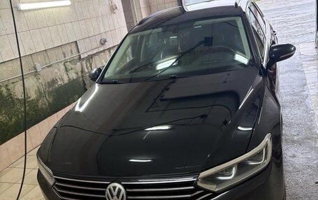 Volkswagen Passat B8 рестайлинг, 2015 год, 1 450 000 рублей, 12 фотография