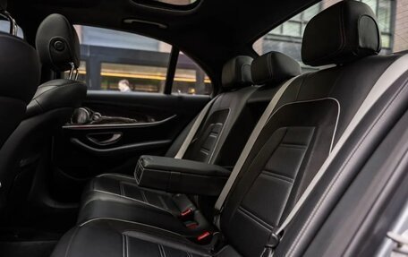 Mercedes-Benz E-Класс AMG, 2017 год, 6 400 000 рублей, 7 фотография