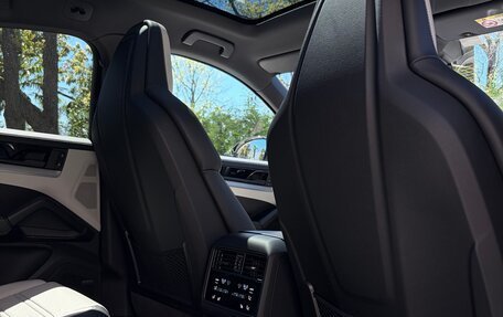 Porsche Cayenne III, 2025 год, 15 600 000 рублей, 15 фотография