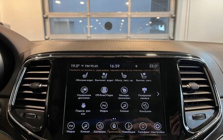 Jeep Grand Cherokee, 2021 год, 5 000 000 рублей, 14 фотография