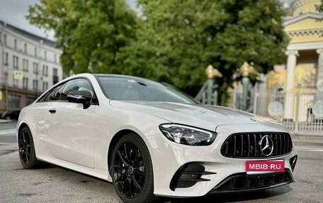 Mercedes-Benz E-Класс, 2021 год, 6 900 000 рублей, 1 фотография