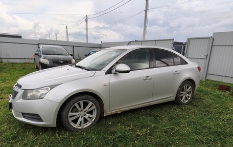 Chevrolet Cruze II, 2011 год, 600 000 рублей, 3 фотография