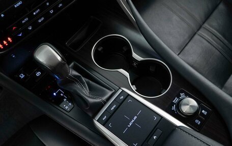 Lexus RX IV рестайлинг, 2021 год, 4 749 977 рублей, 21 фотография