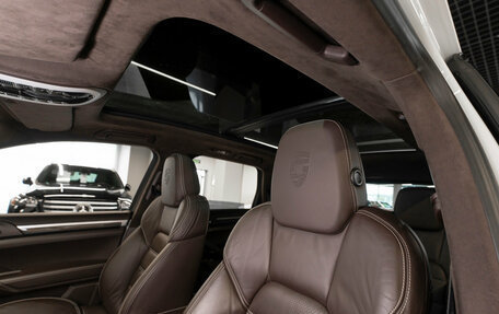 Porsche Cayenne III, 2013 год, 3 070 000 рублей, 10 фотография