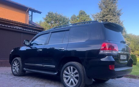 Toyota Land Cruiser 200, 2016 год, 5 800 000 рублей, 4 фотография