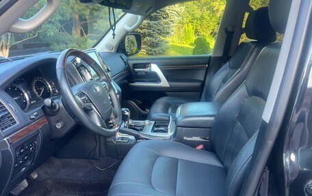 Toyota Land Cruiser 200, 2016 год, 5 800 000 рублей, 9 фотография