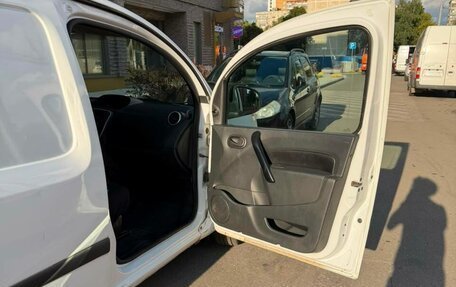 Renault Kangoo II рестайлинг, 2014 год, 850 000 рублей, 20 фотография