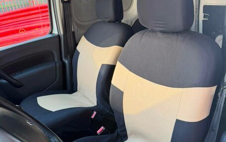 Renault Kangoo II рестайлинг, 2014 год, 850 000 рублей, 26 фотография