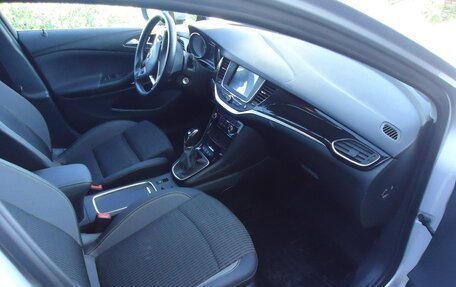 Opel Astra K, 2020 год, 1 300 000 рублей, 13 фотография