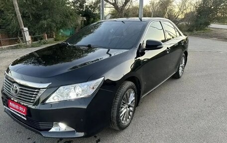 Toyota Camry, 2012 год, 1 390 000 рублей, 1 фотография