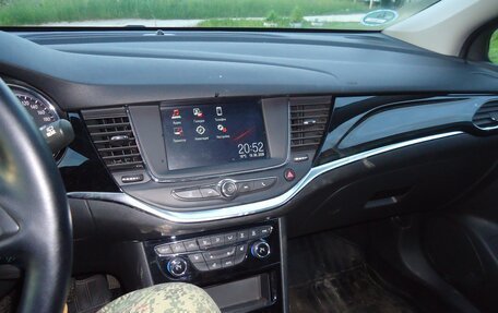 Opel Astra K, 2020 год, 1 300 000 рублей, 22 фотография