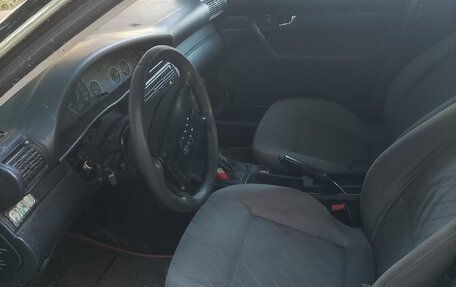 Audi A6, 1995 год, 250 000 рублей, 7 фотография