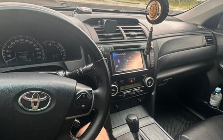 Toyota Camry, 2012 год, 1 390 000 рублей, 5 фотография