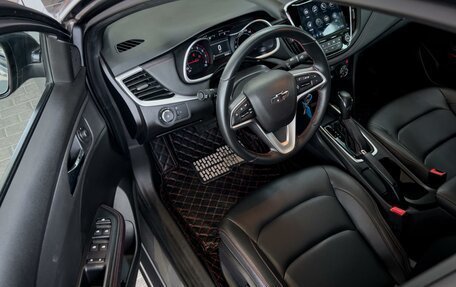 Chevrolet Monza, 2020 год, 1 690 000 рублей, 20 фотография