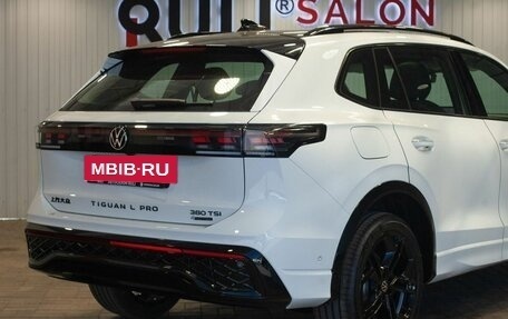 Volkswagen Tiguan, 2026 год, 4 950 000 рублей, 14 фотография