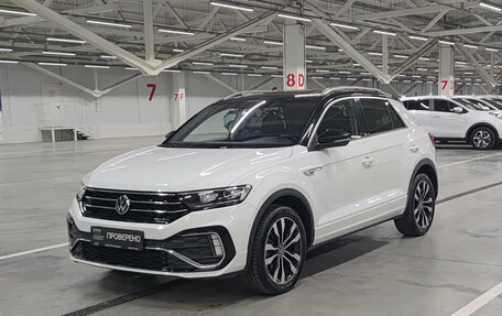 Volkswagen T-Roc I, 2020 год, 2 720 000 рублей, 5 фотография
