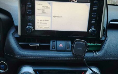 Toyota RAV4, 2021 год, 3 600 000 рублей, 8 фотография
