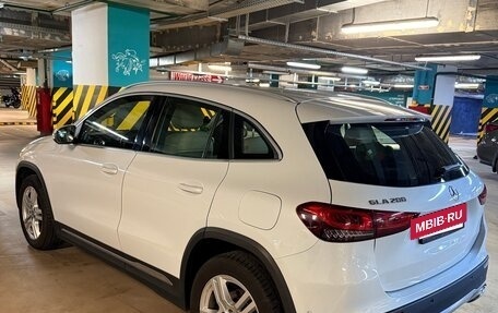 Mercedes-Benz GLA, 2020 год, 3 500 000 рублей, 2 фотография