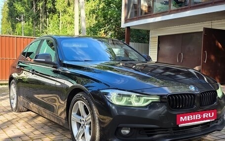 BMW 3 серия, 2018 год, 1 750 000 рублей, 4 фотография