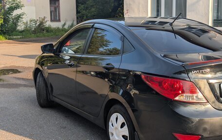 Hyundai Solaris II рестайлинг, 2013 год, 400 000 рублей, 12 фотография