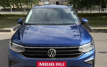 Volkswagen Tiguan II, 2021 год, 2 550 000 рублей, 1 фотография