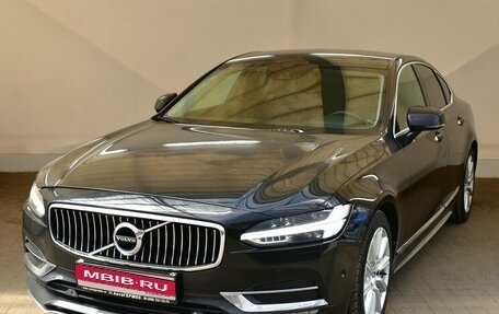 Volvo S90 II рестайлинг, 2017 год, 1 995 000 рублей, 1 фотография