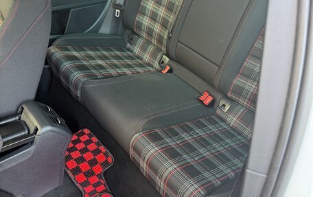 Volkswagen Golf GTI VII, 2014 год, 2 200 000 рублей, 10 фотография