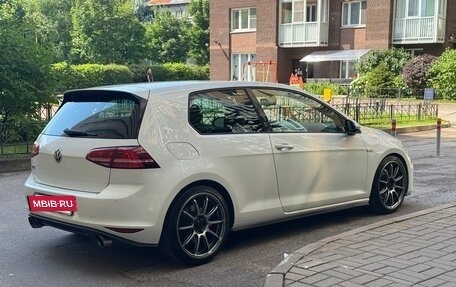 Volkswagen Golf GTI VII, 2014 год, 2 200 000 рублей, 5 фотография