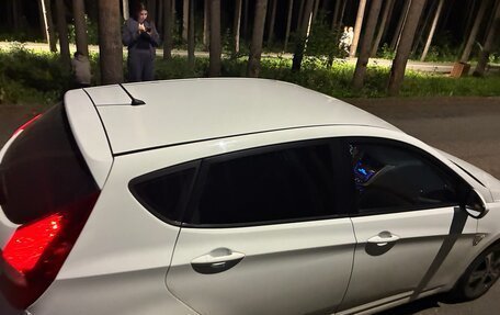 Hyundai Solaris II рестайлинг, 2016 год, 1 070 000 рублей, 2 фотография