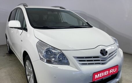 Toyota Verso I, 2012 год, 1 130 000 рублей, 13 фотография