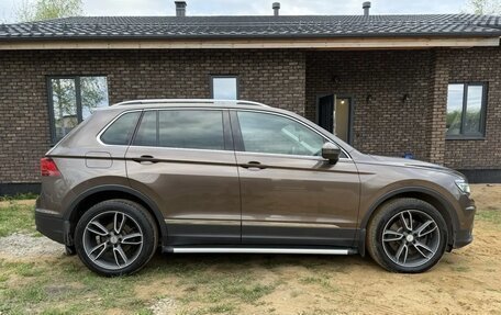 Volkswagen Tiguan II, 2018 год, 2 390 000 рублей, 12 фотография