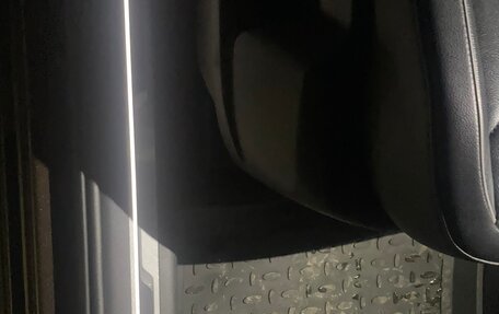 Volkswagen Tiguan II, 2018 год, 2 390 000 рублей, 20 фотография